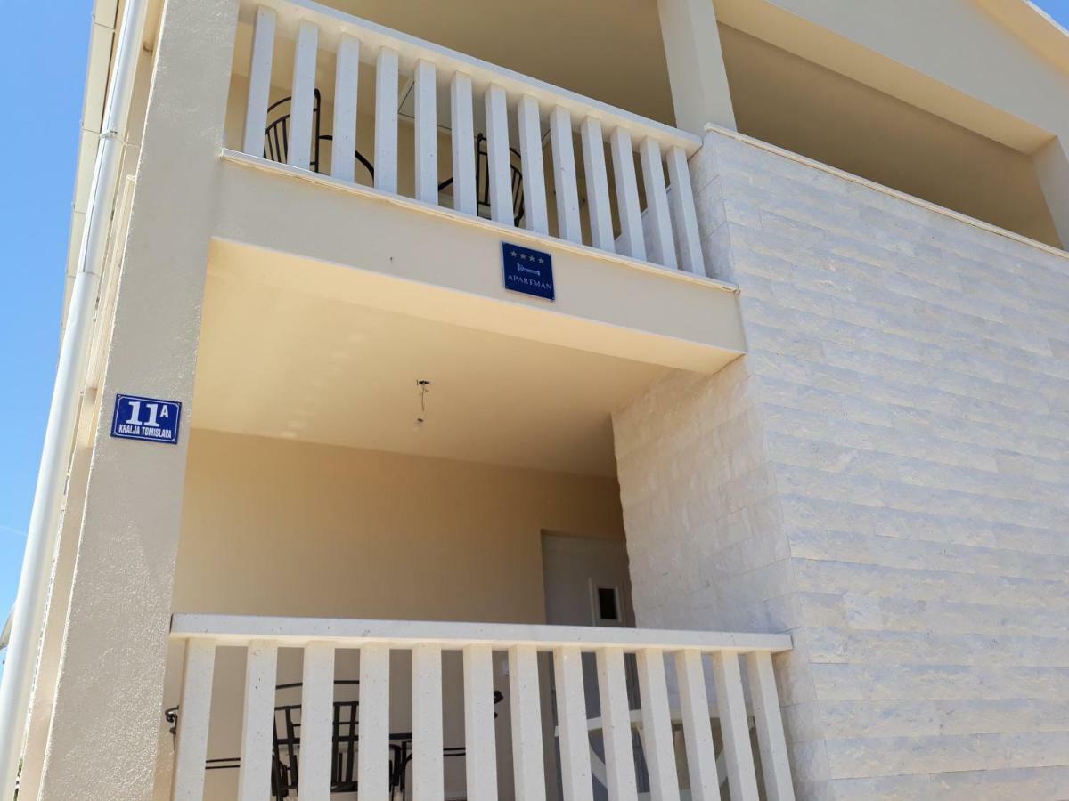 Apartments Juliet Orebic Exterior photo